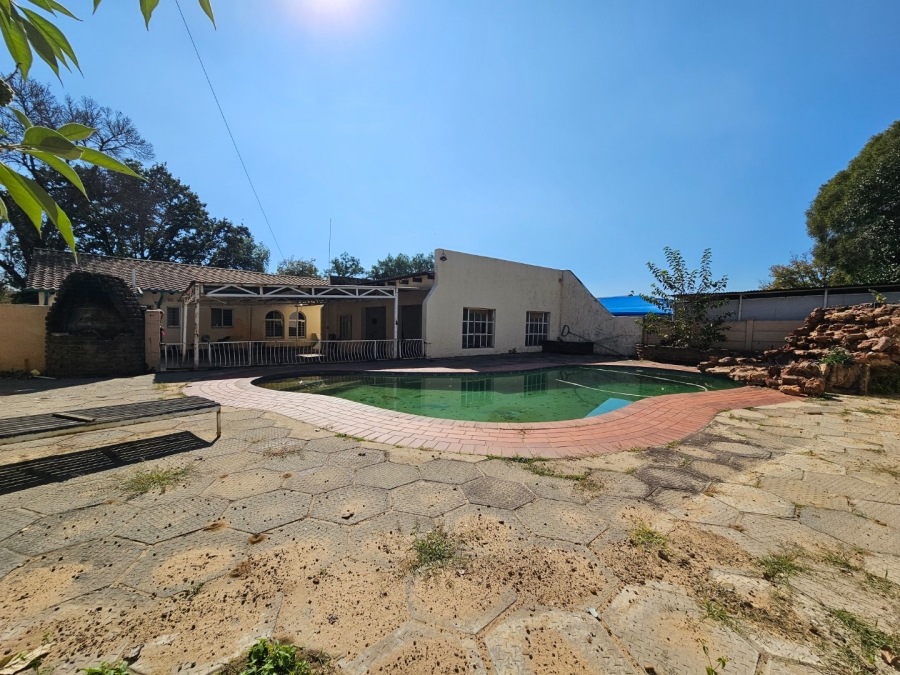 4 Bedroom Property for Sale in Vaalpark Free State